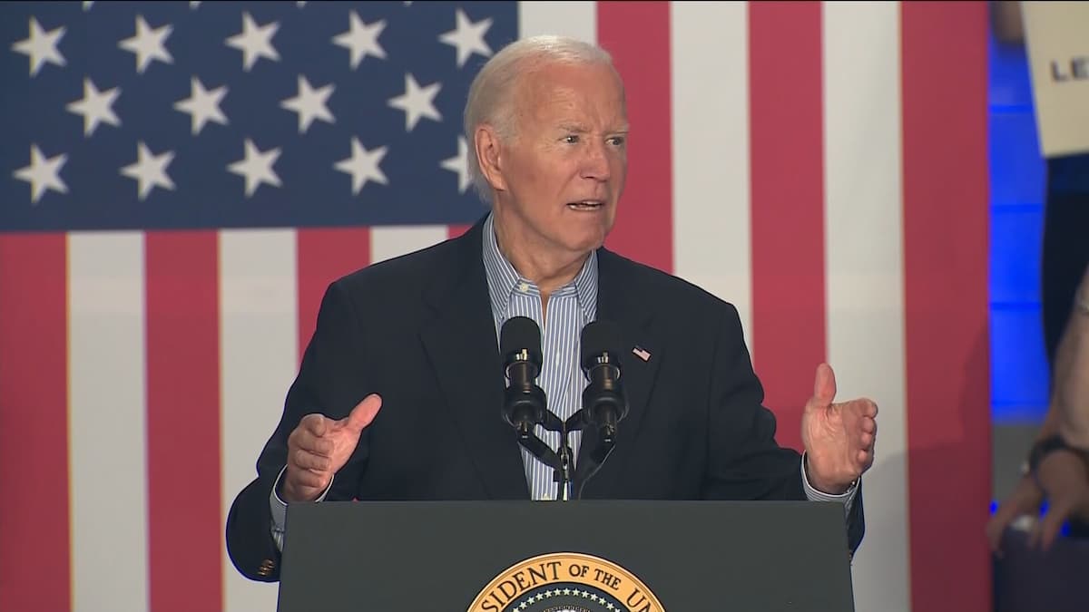 «Je suis candidat et je vais gagner à nouveau», assure Biden