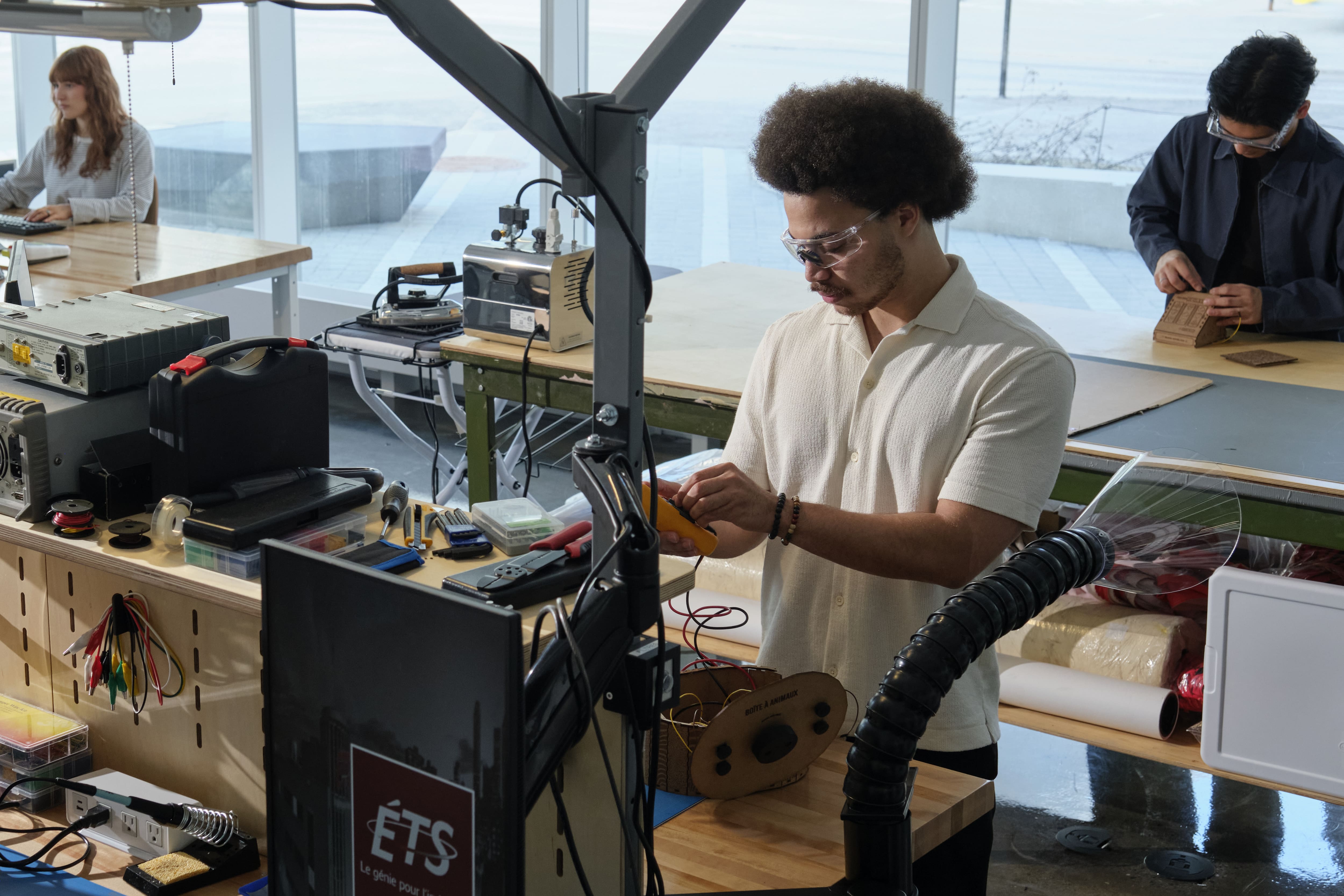 Pourquoi choisir l’ÉTS pour une carrière en technologie et en ingénierie?