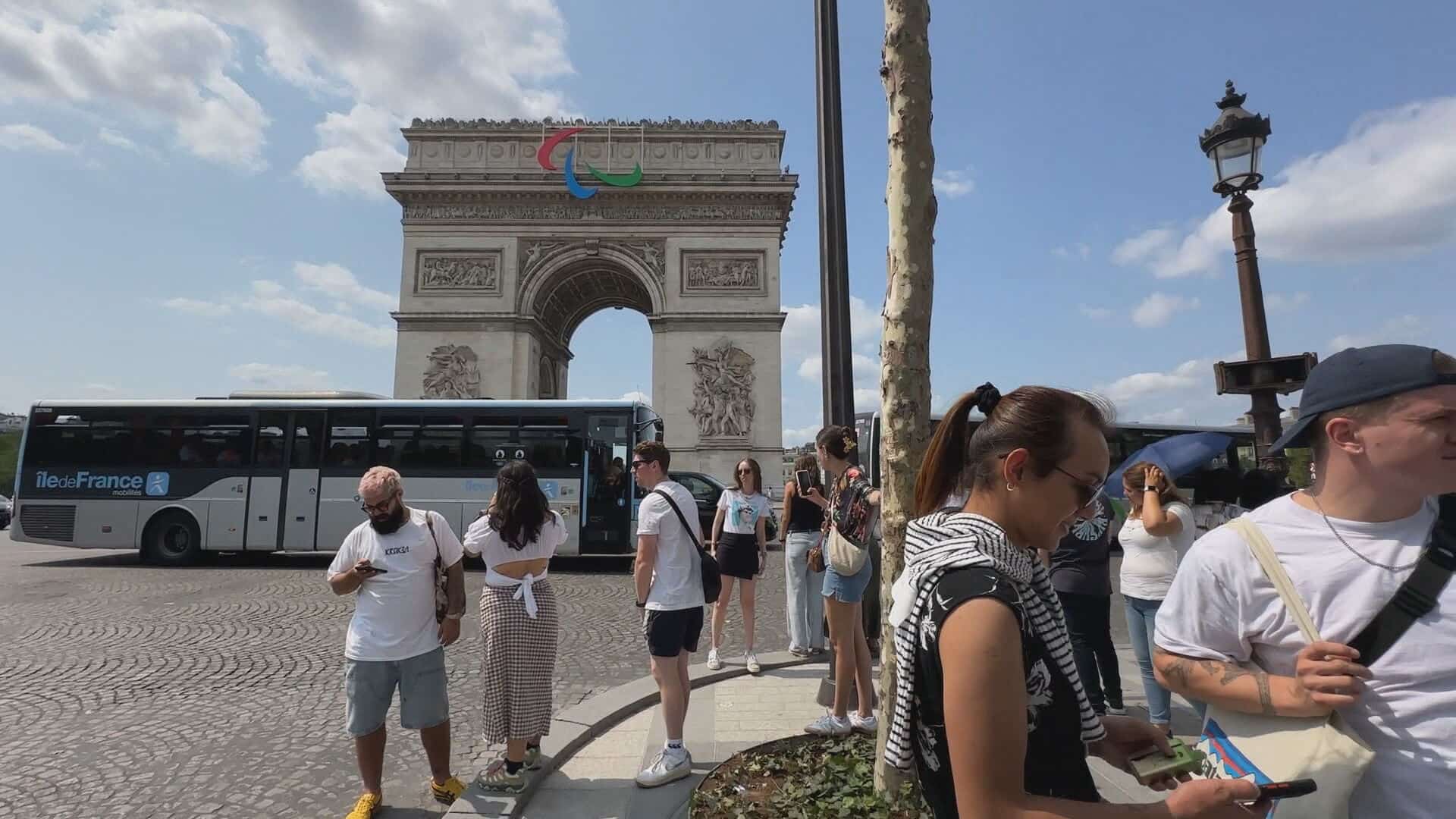 &laquo;La chance d&rsquo;une vie&raquo;: les touristes pr&ecirc;ts &agrave; payer tr&egrave;s cher pour vivre l&rsquo;exp&eacute;rience olympique