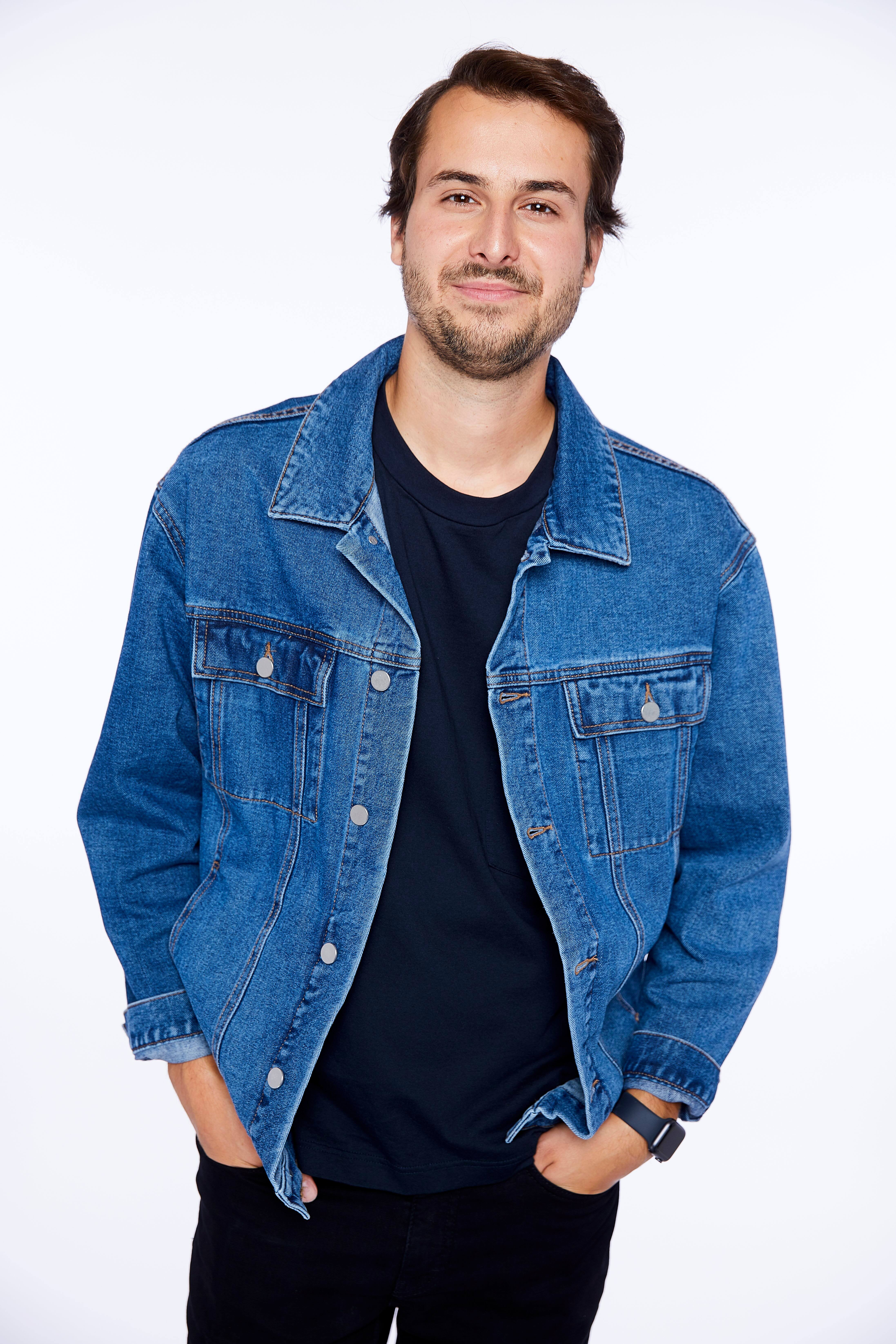 Bobby Bazini finit enfin son secondaire 15 ans après avoir décroché ...