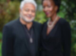 Il raconte sa belle histoire avec sa femme Émilie