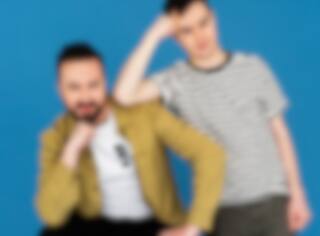 Il encourage son fils dans son désir d’autonomie