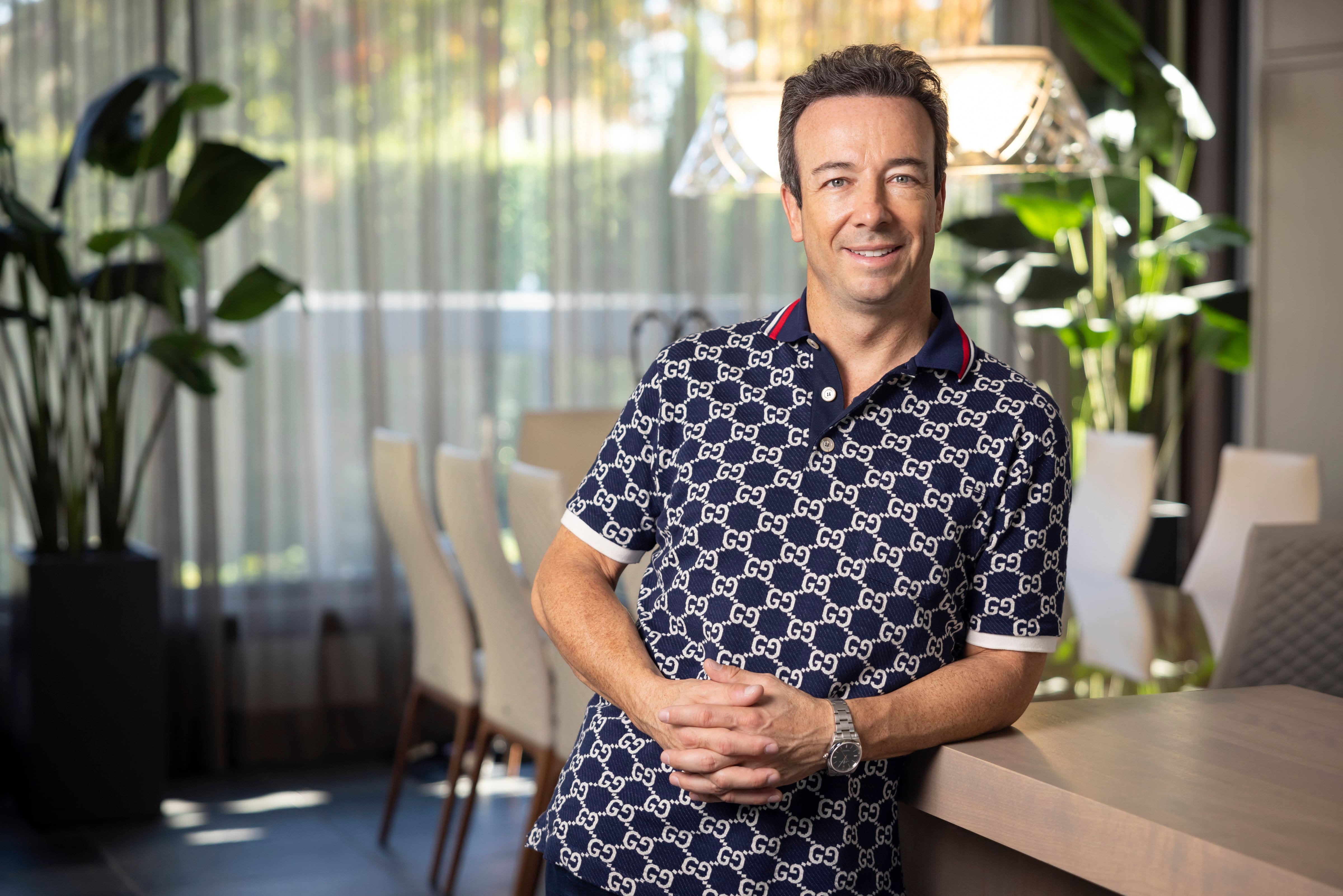 Image principale de l'article Voyez une première image de Luc Poirier