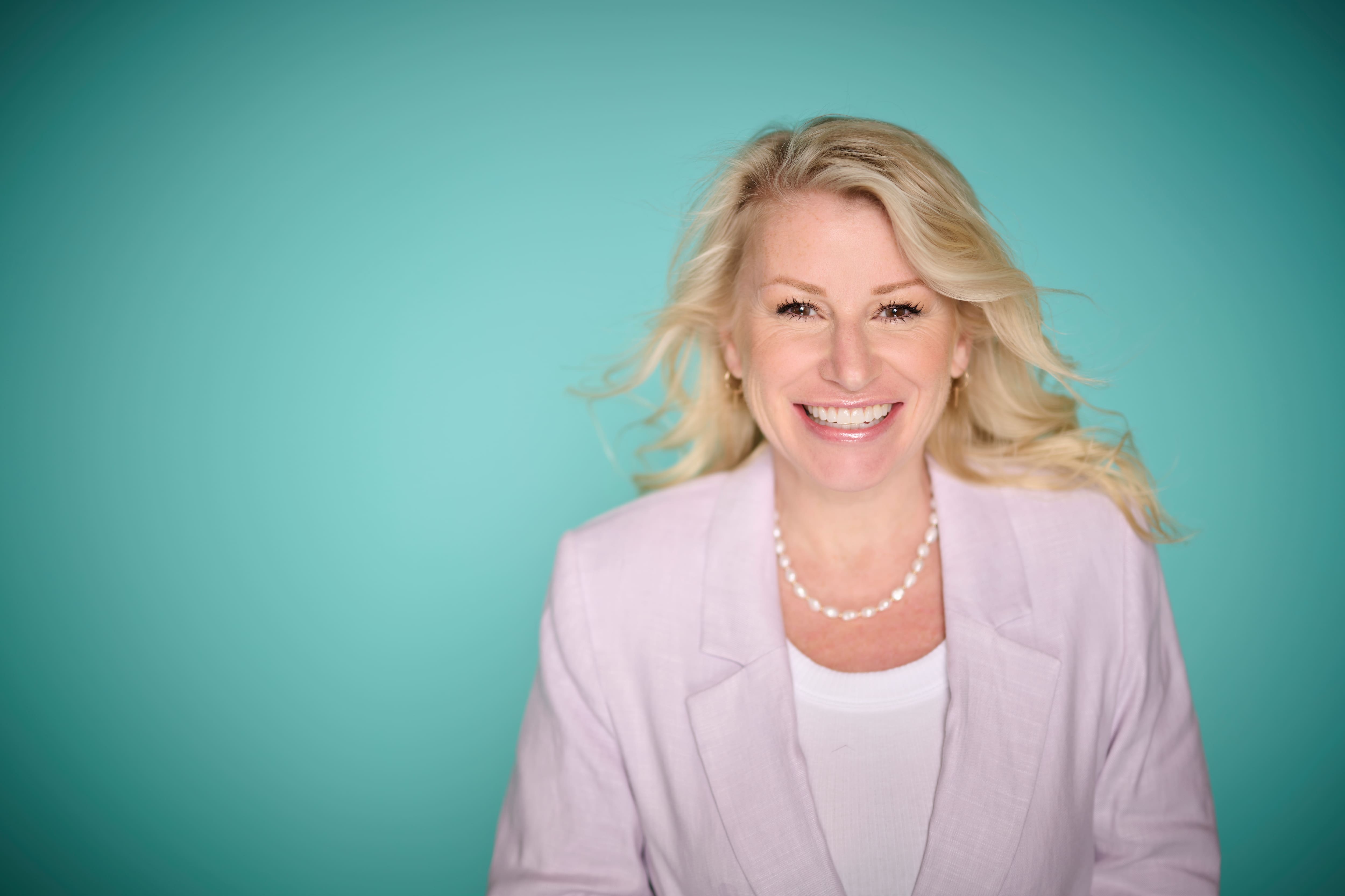 Image principale de l'article Cathy Gauthier annonce son retour à la radio