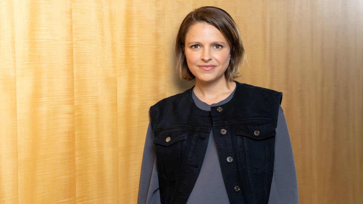 Sarah Labrosse Sarah-Jeanne Labrosse passe au blond platine | 7 Jours