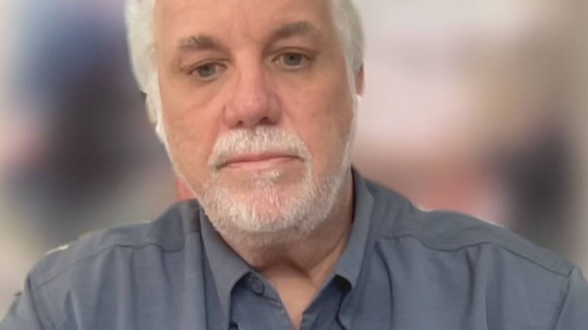 Cinq ans plus tard, Philippe Couillard s’ouvre sur l’attentat de la mosquée de Québec