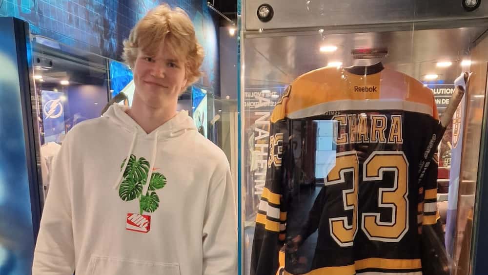 À 15% d'être le prochain Chara: ce spécimen moldave était le projet fou de l'entraîneur de McDavid
À 15% d'être le prochain Chara: ce spécimen moldave était le projet fou de l'entraîneur de McDavid