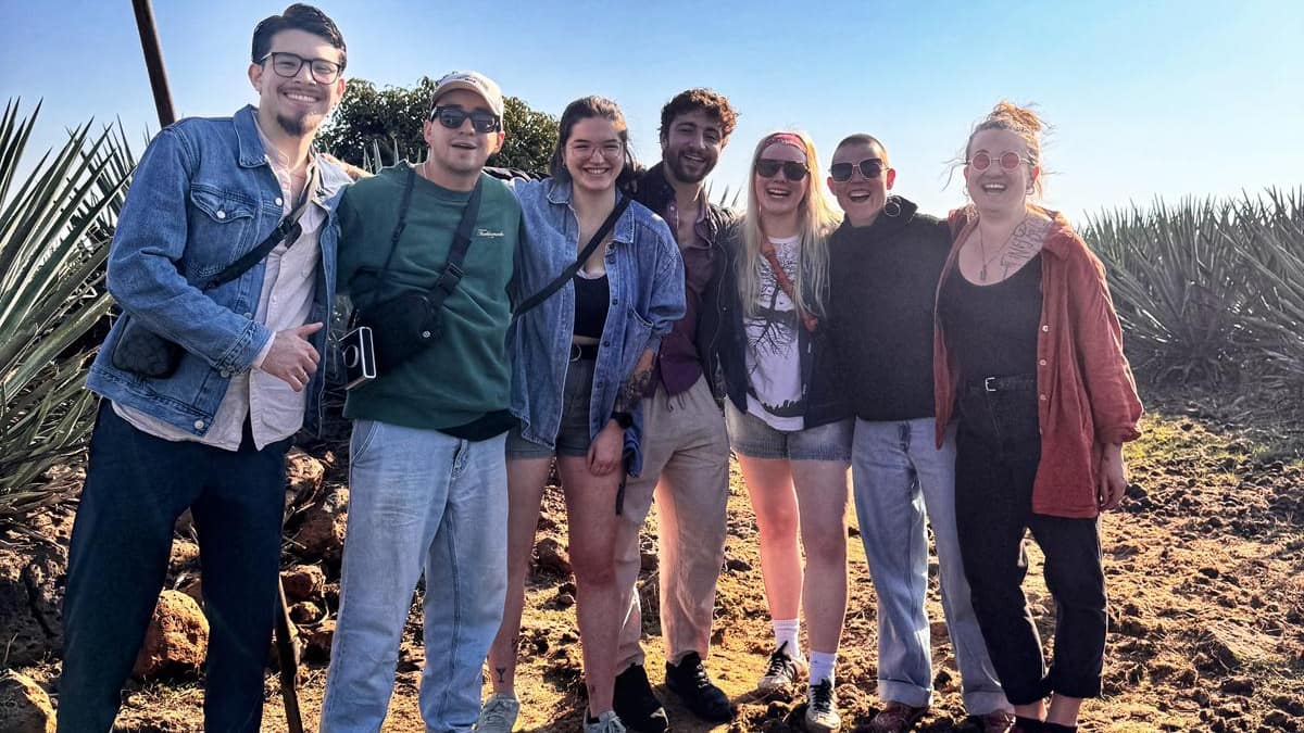 Un bar branché de Montréal invite ses employés au Mexique