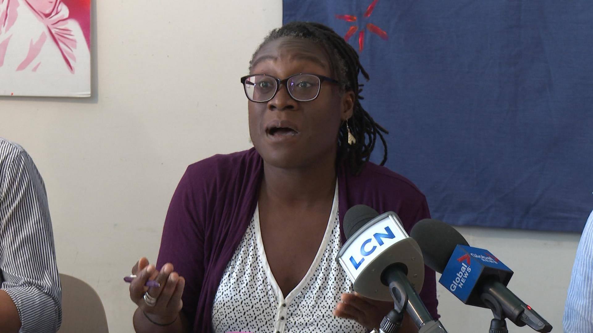 Des sans-papiers r&eacute;clament un statut