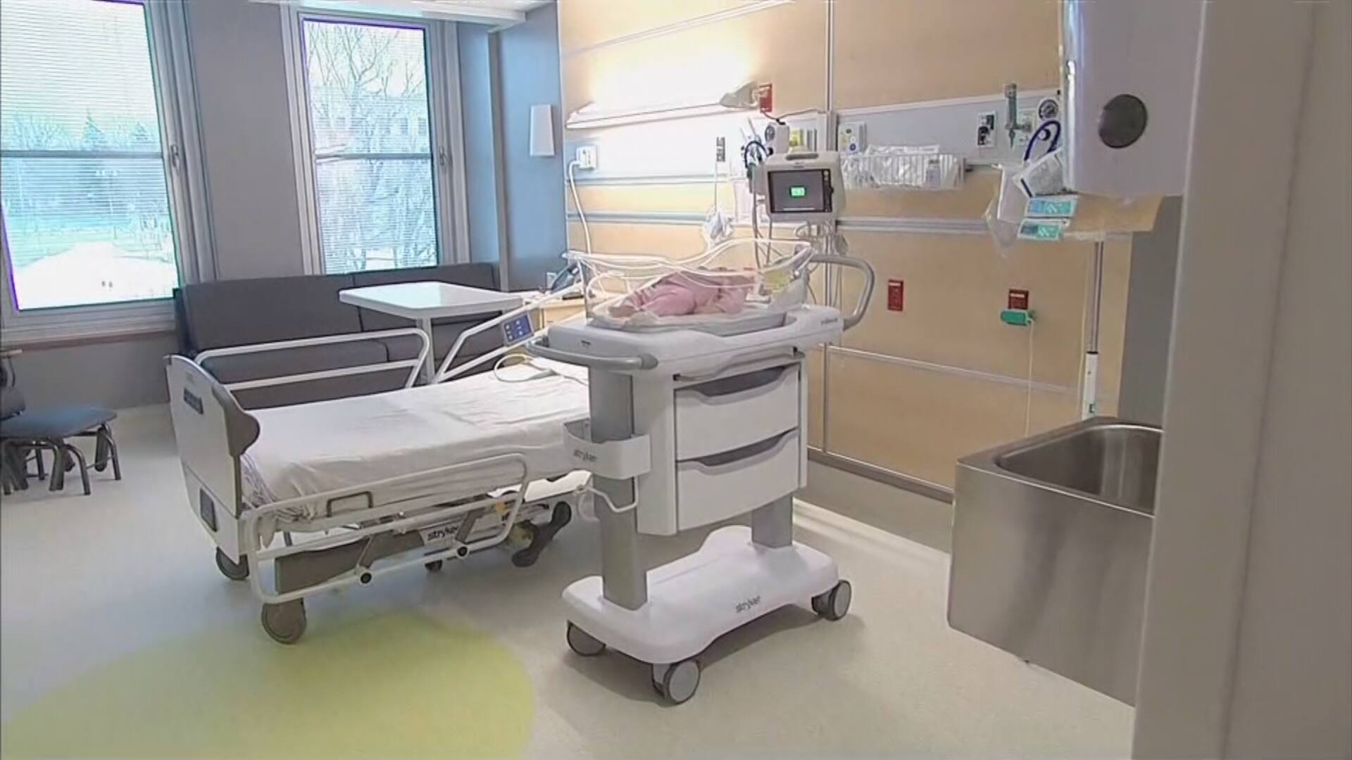 Inauguration de la nouvelle unité mèreenfant du CHU SainteJustine