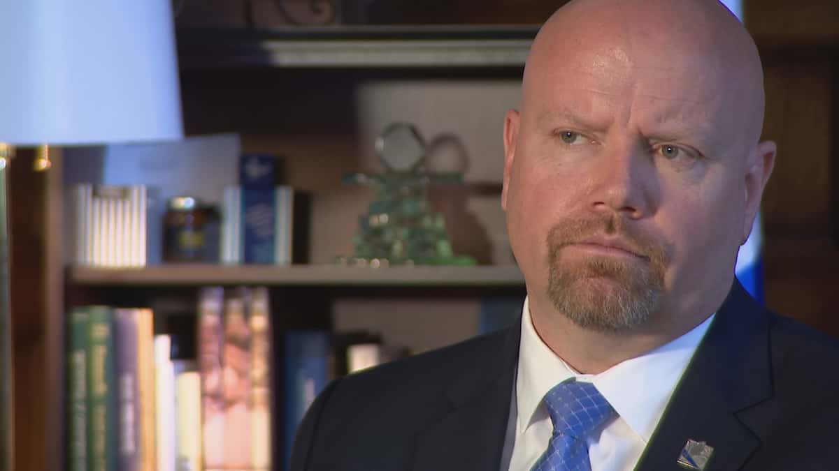 New Minister of Indigenous Affairs asks to be judged for his actions 1