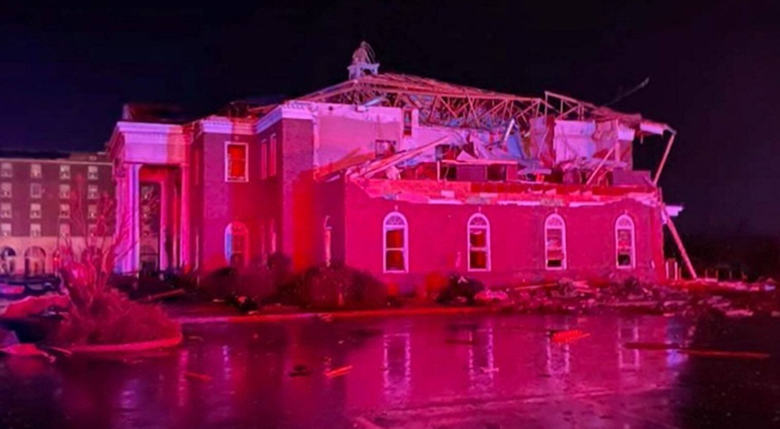 Au moins 50 morts apr&egrave;s une tornade au Kentucky