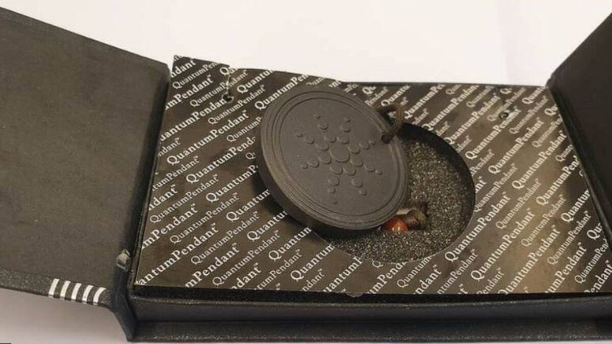 Des pendentifs anti-5G radioactifs interdits aux Pays-Bas