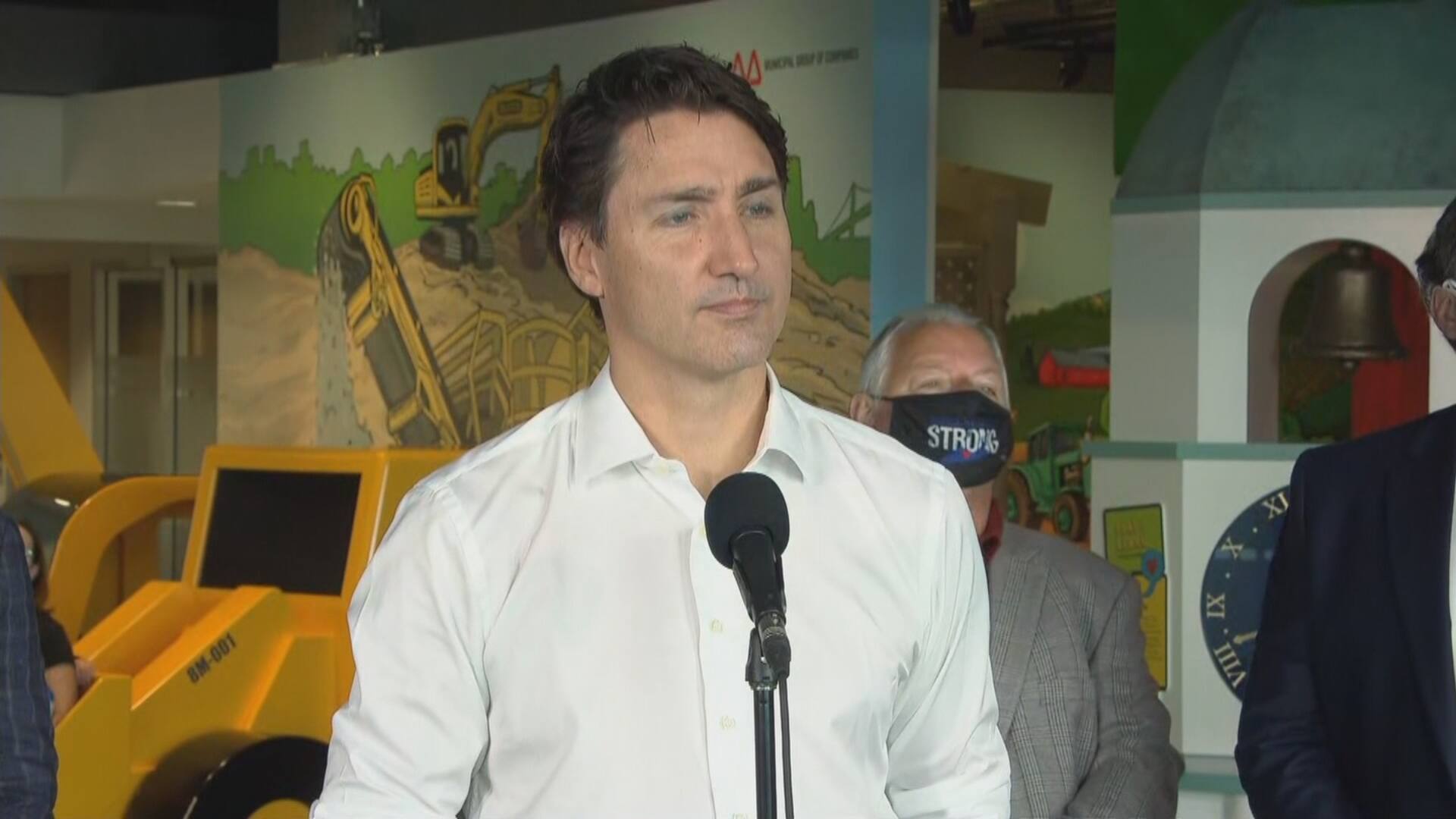 D&eacute;bat en anglais: Justin Trudeau appuie la demande d&rsquo;excuses au consortium