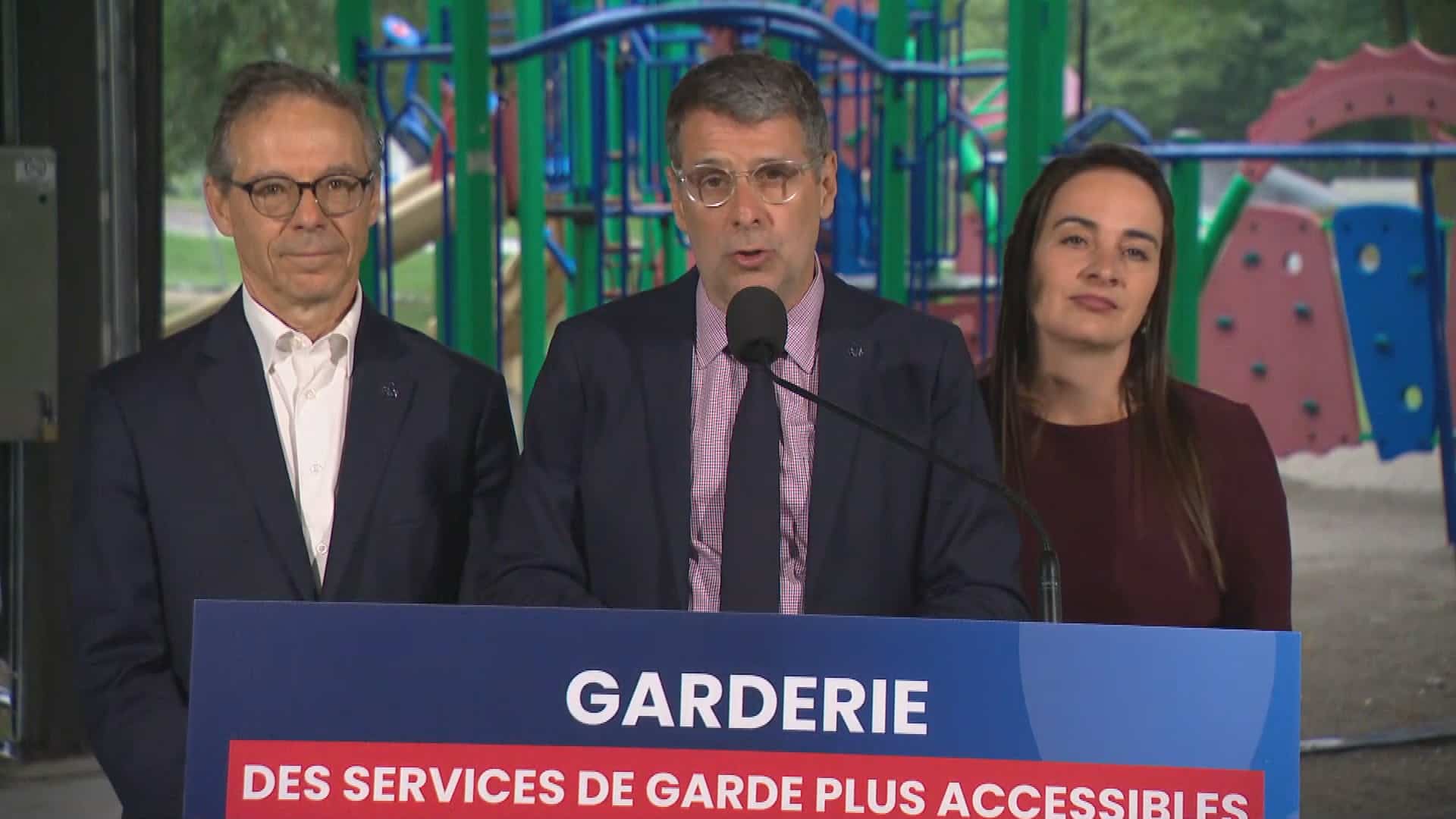 Éric Duhaime promet 100$ par semaine pour garder les enfants à la maison et mettrait un terme à l’expansion du réseau de CPE et des garderies subventionnées