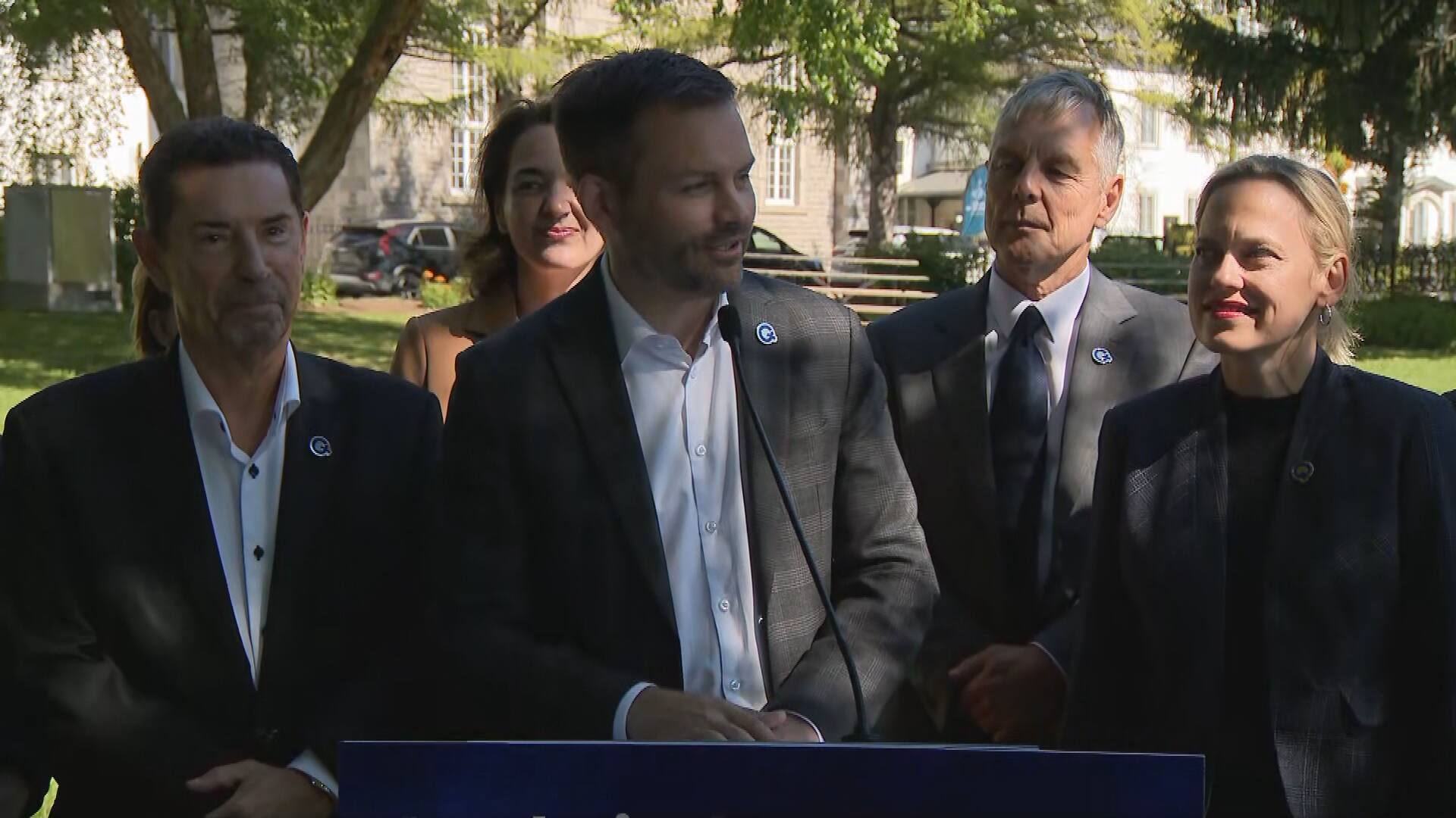 EN DIRECT | 6e journée de campagne: PME, logement, immigration, biens usagés et REEE