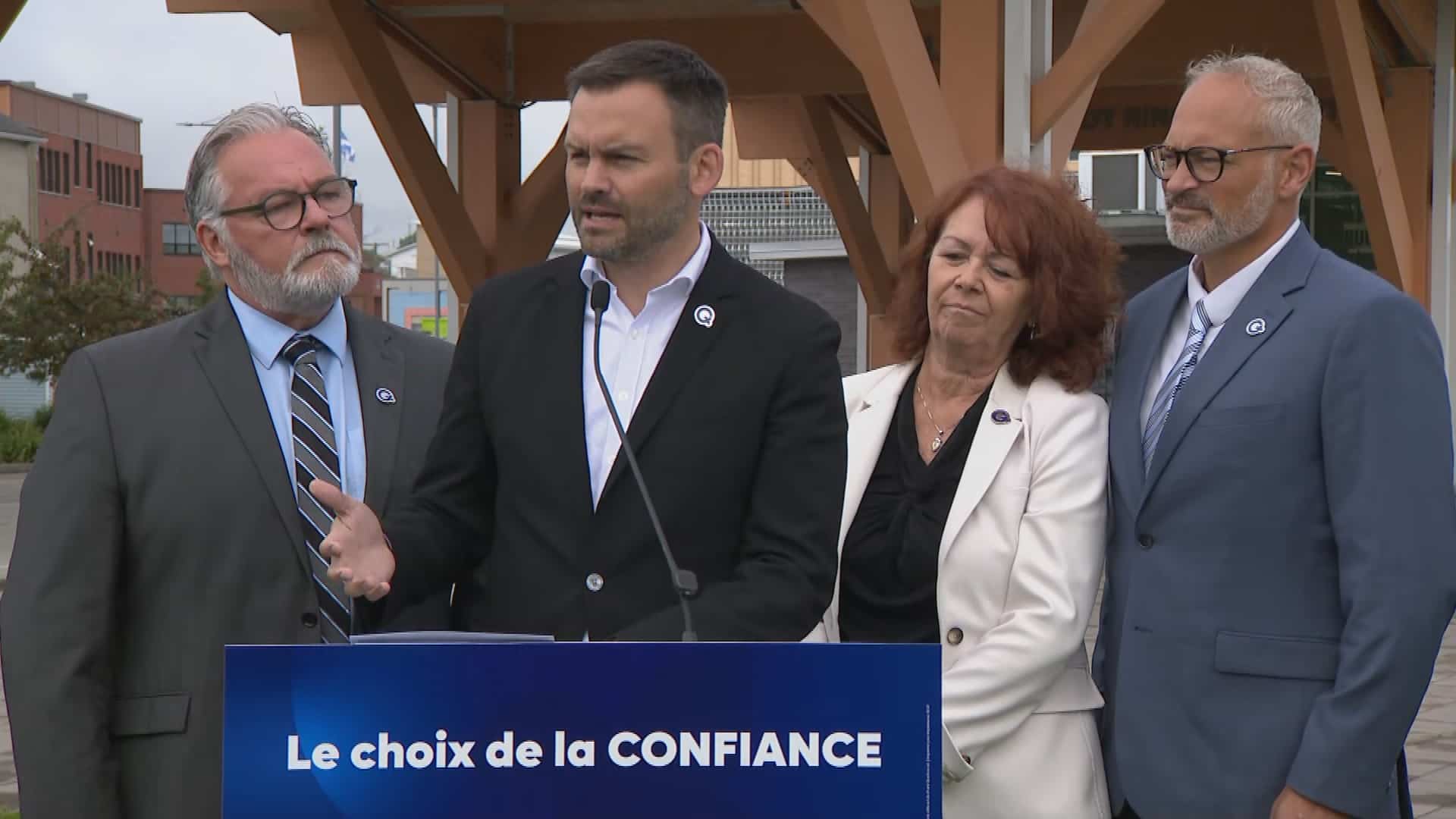 «Fuck you, estie» à Trump: PSPP accuse la CAQ d'avoir orchestré une mise en scène, Fréchette réplique qu'il vit dans un «monde imaginaire»