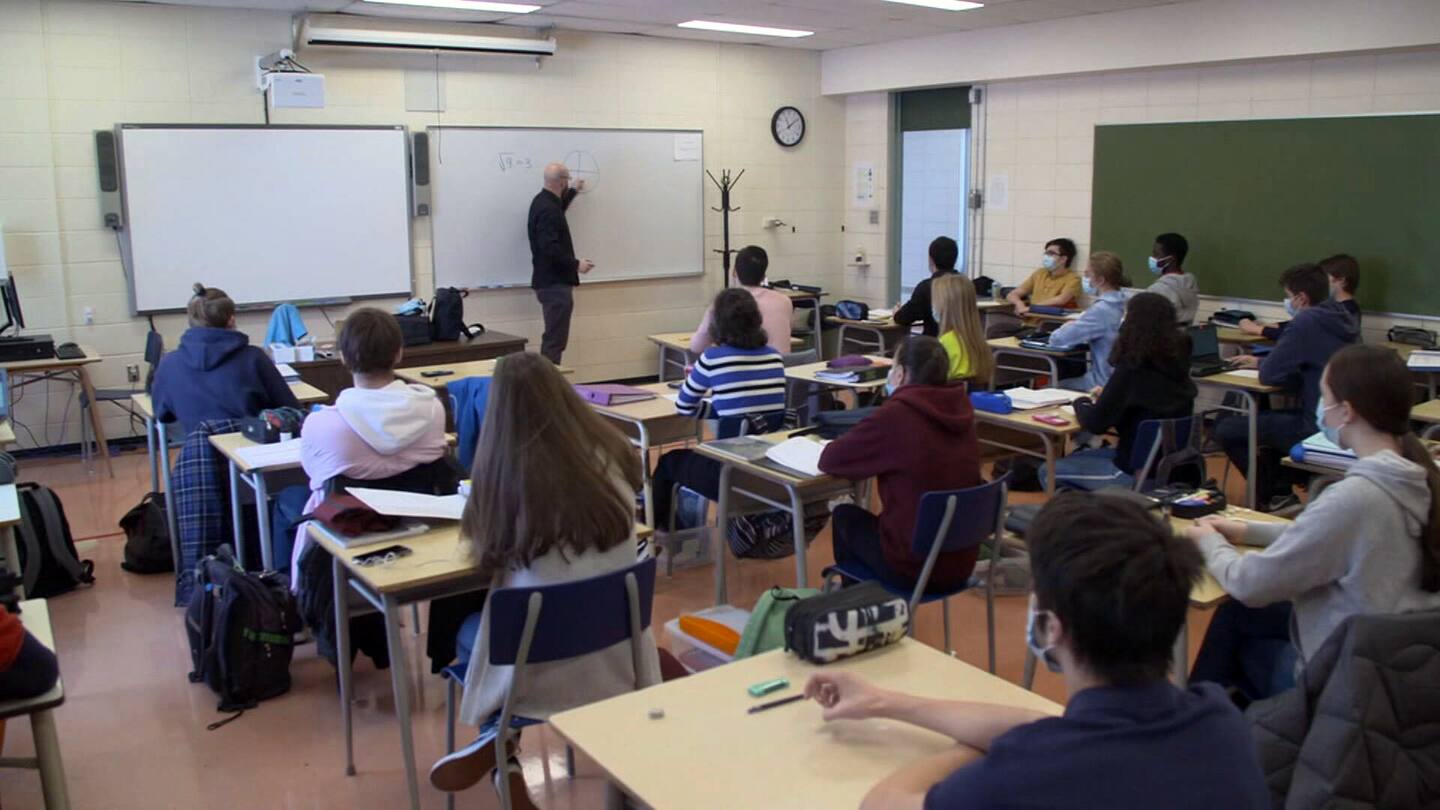 «Remplacement d’urgence»: des profs forcés de faire de la suppléance dans d’autres classes «Remplacement d’urgence»: des profs forcés de faire de la suppléance dans d’autres classes