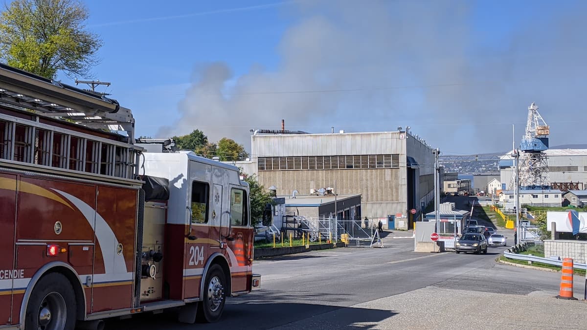 Alarme générale pour un incendie dans un édifice de la Davie