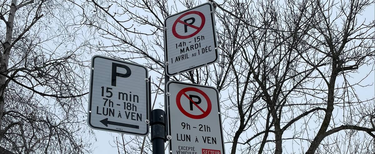 Parking in Montreal: There are a lot of contradictory signs Parking in Montreal: There are a lot of contradictory signs
