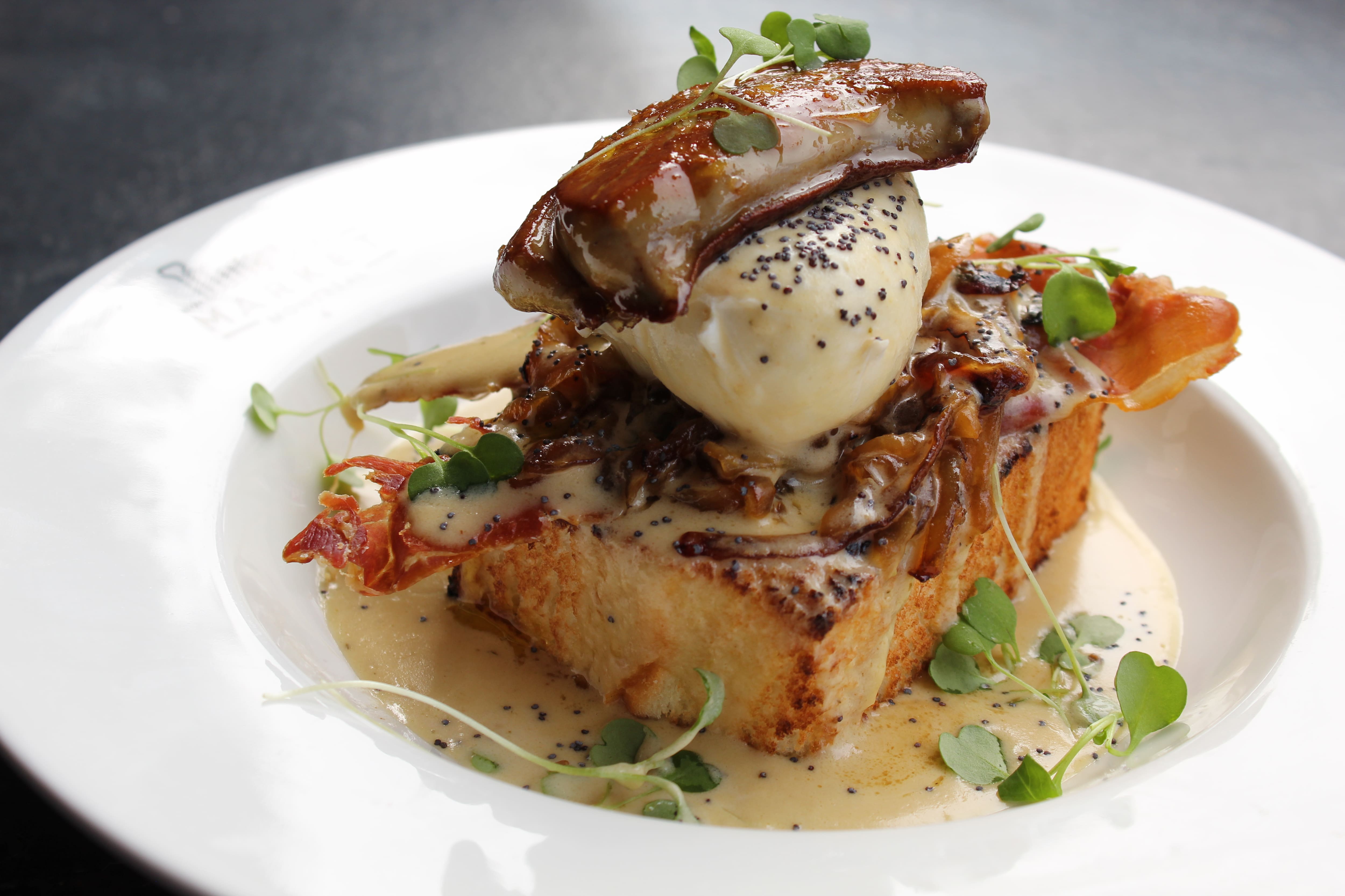 Le Passé Composé au Time Out Market Montréal 