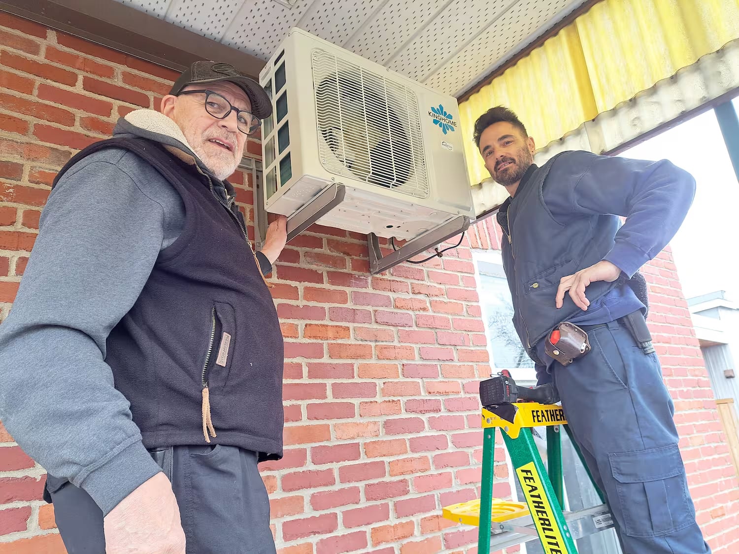 «On est booké, ça n’a aucun sens»: plus de 20 000 thermopompes offertes aux familles à faible revenu