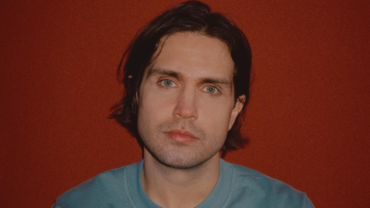 Un virus s'attaque à l'ouïe du chanteur Peter Peter | TVA Nouvelles