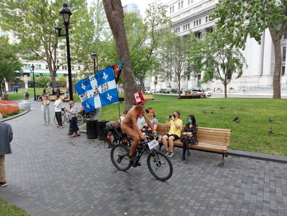 Image principale de l'article Une manifestation cyclo-nudiste à Montréal