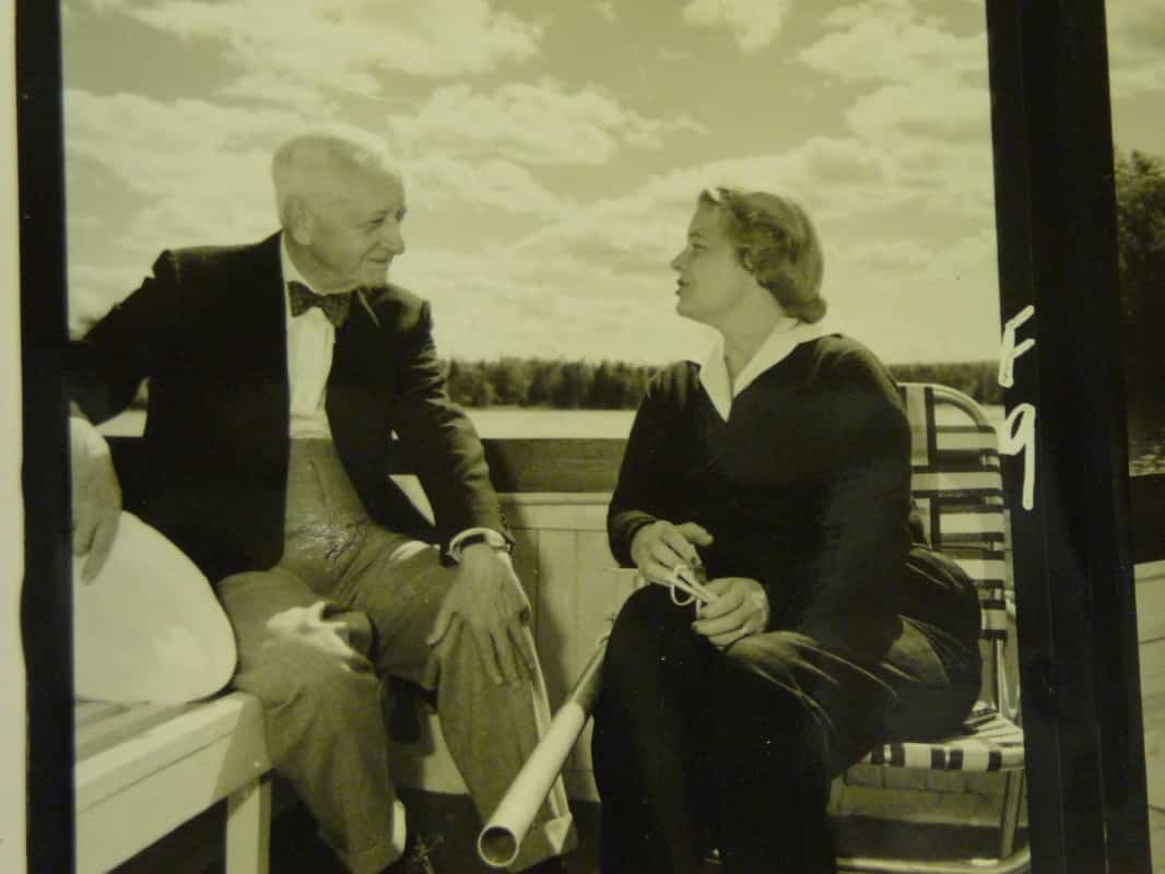 Cyrus Eaton et sa femme (Anne Eaton) à Pugwash en 1957. PG 311 Cyrus S. Eaton Photographs, Western Reserve Historical Society, Cleveland, Ohio.