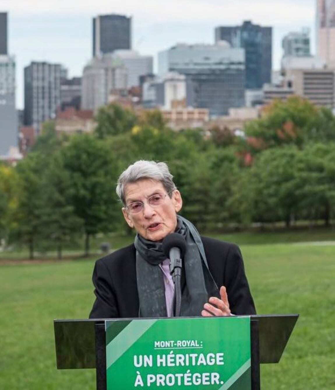 &laquo;C&rsquo;est vraiment un grand d&eacute;sastre&raquo;: Phyllis Lambert d&eacute;nonce le projet d&rsquo;Hydro &agrave; c&ocirc;t&eacute; de la Grande Biblioth&egrave;que