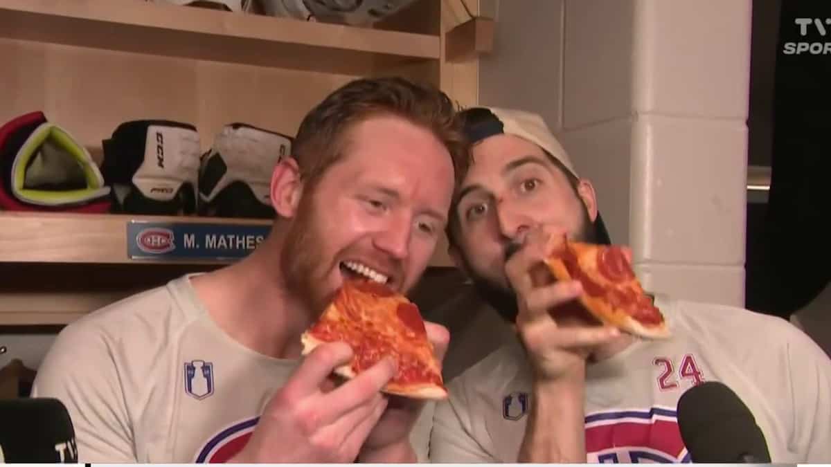 Phillip Danault ramène sa pizza de la victoire et le moment devient ...