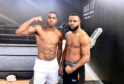 El boxeador quebequense Brandon Poulard, con Jean Pascal.