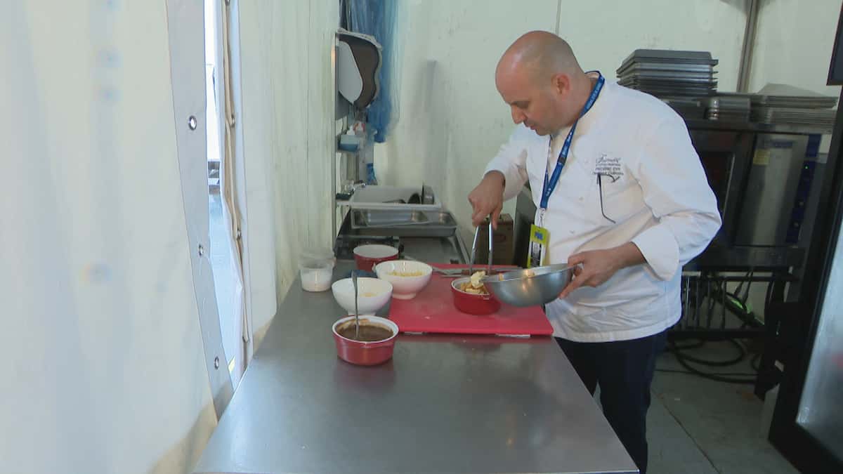 Une cafétéria de luxe pour les artistes du FEQ