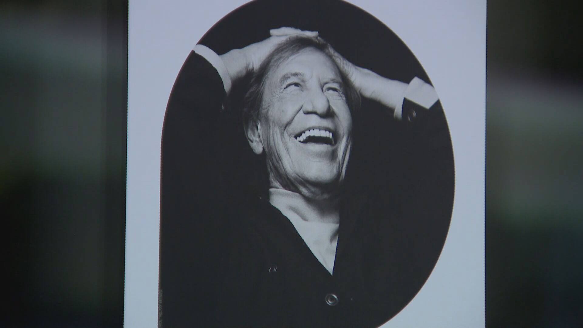 &laquo;On lui dit merci d&rsquo;avoir &eacute;t&eacute; dans nos vies&raquo;: chapelle ardente pour Jean-Pierre Ferland &agrave; Montr&eacute;al