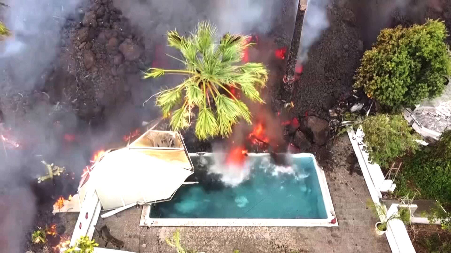 Voyez des images spectaculaires de l&rsquo;&eacute;ruption volcanique aux &icirc;les Canaries