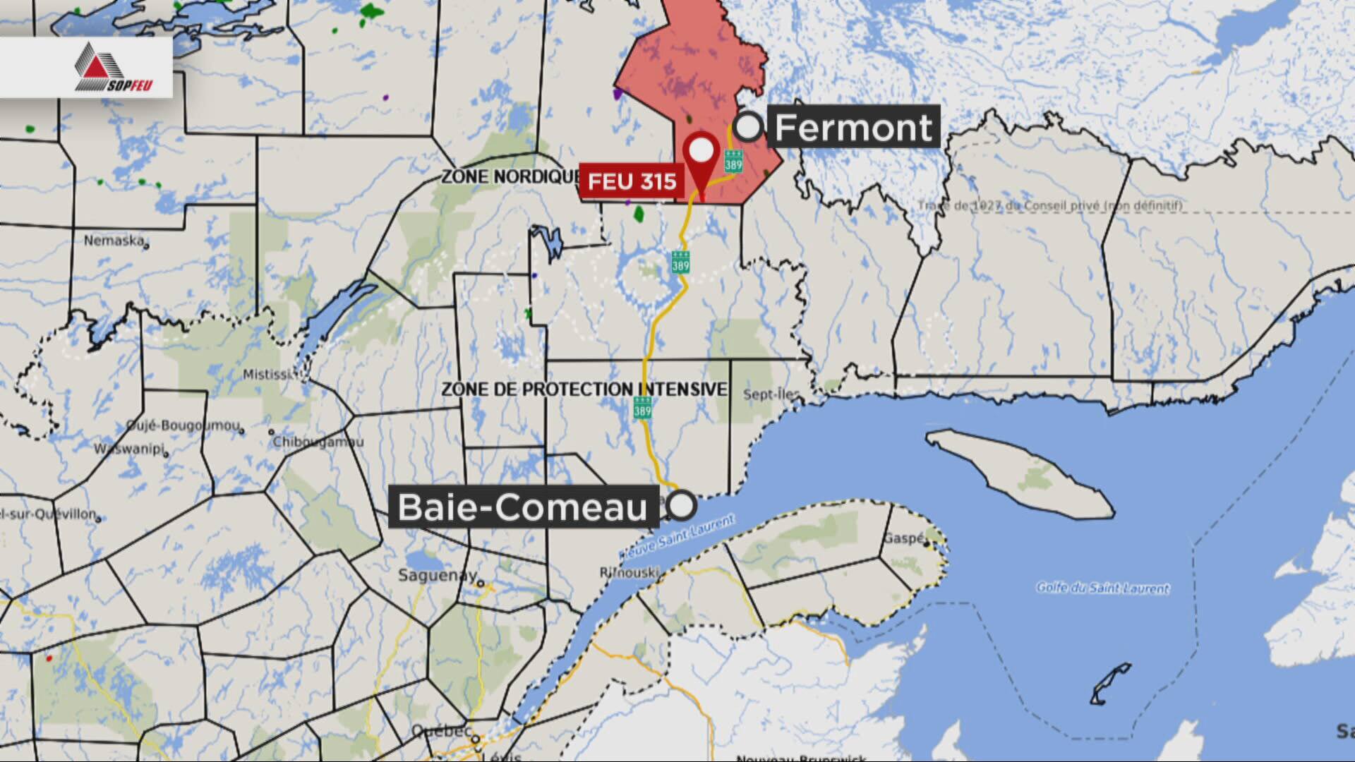 Le feu de forêt s’est déclenché à quelques kilomètres au nord-est de la ville, près de Labrador City.