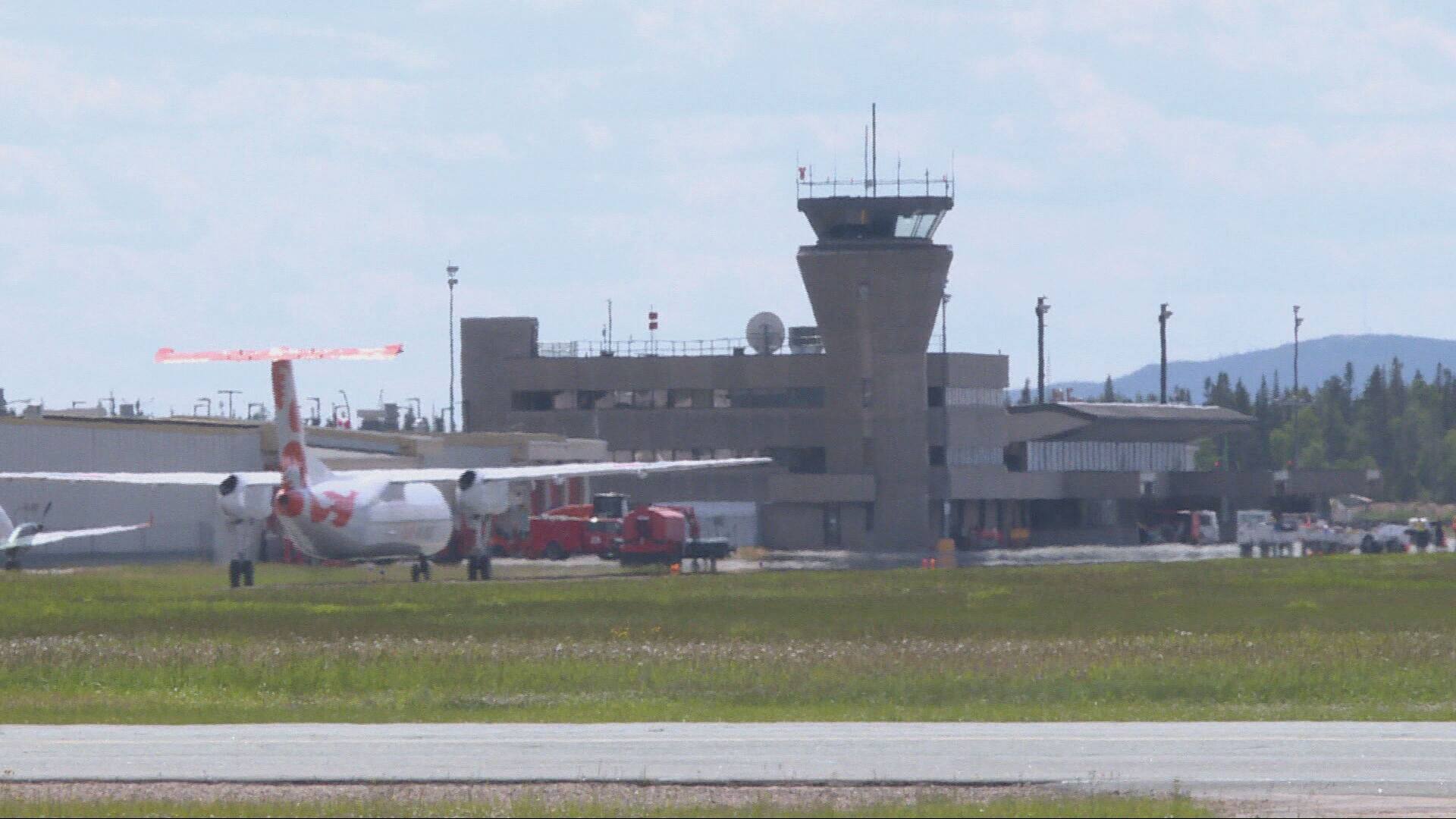 Côte-Nord: inquiétudes sur une possible privatisation des aéroports