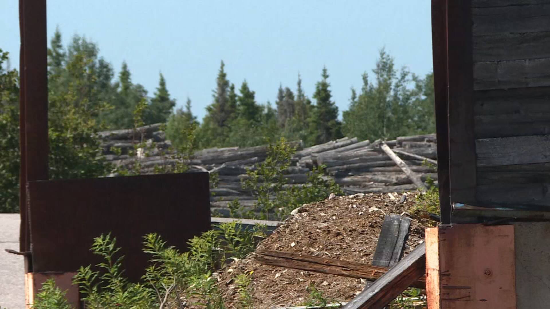 Un projet myst&eacute;rieux &agrave; l'ancienne scierie de Baie-Trinit&eacute;