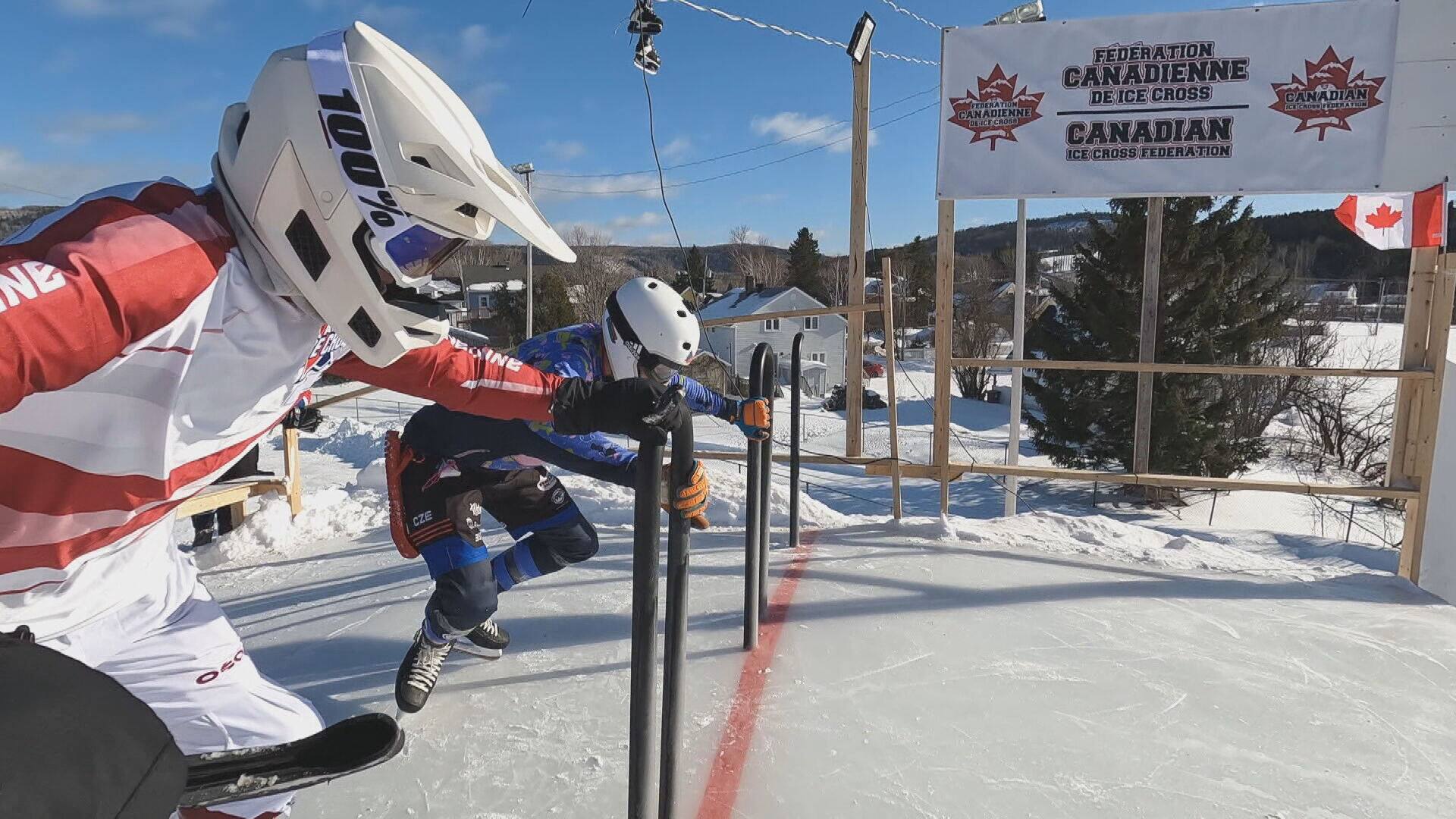 Des patineurs internationaux débarquent à SainteAngèledeMerici TVA