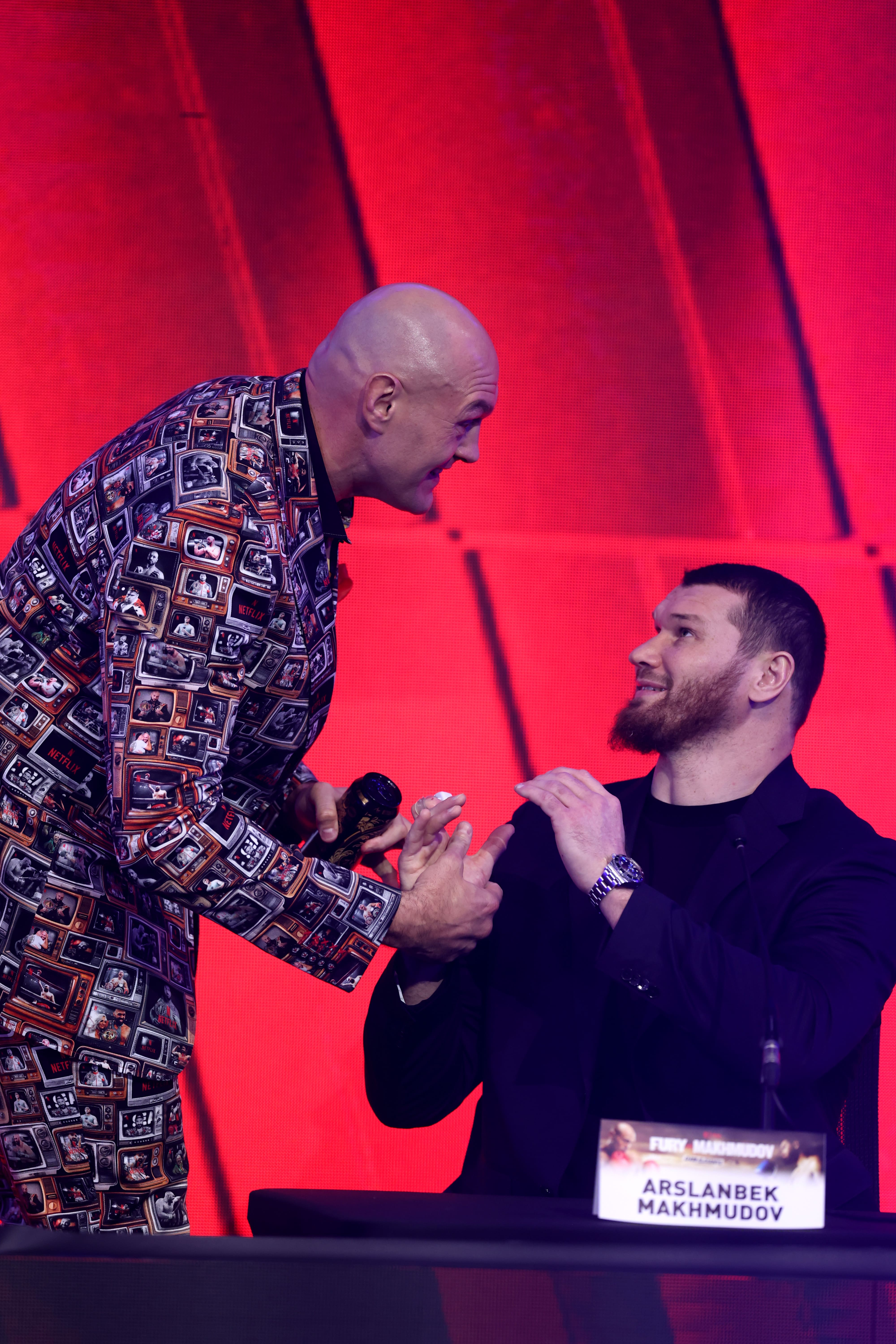 Arslanbek Makhmudov et Tyson Fury: deux bibittes très différentes