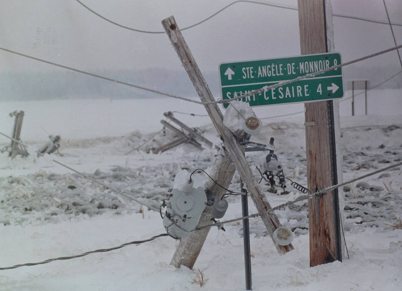 [EN IMAGES] Quand les éléments se déchaînent: l’hiver québécois en ...