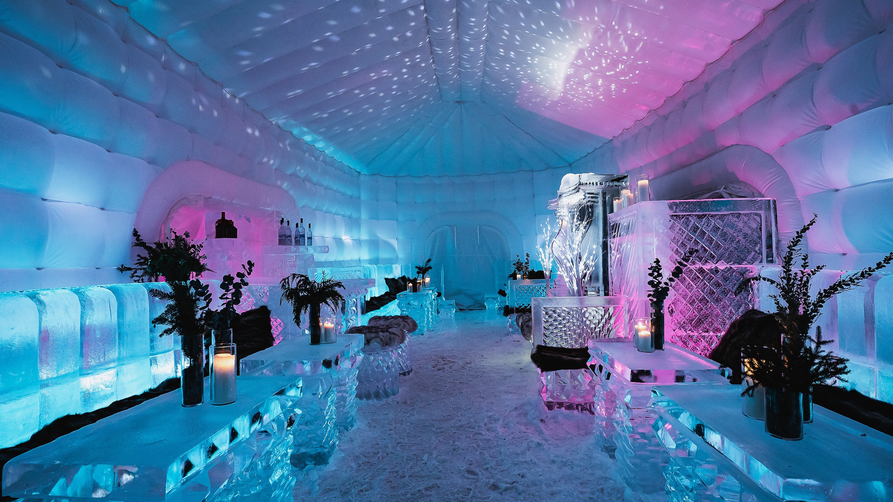 Le Riverside se transforme en bar de glace 