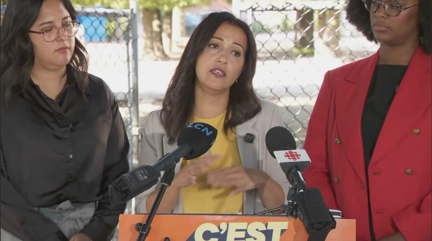 Avec QS, l'État prendrait en charge l’achat du matériel scolaire comme les duo-tangs et les crayons