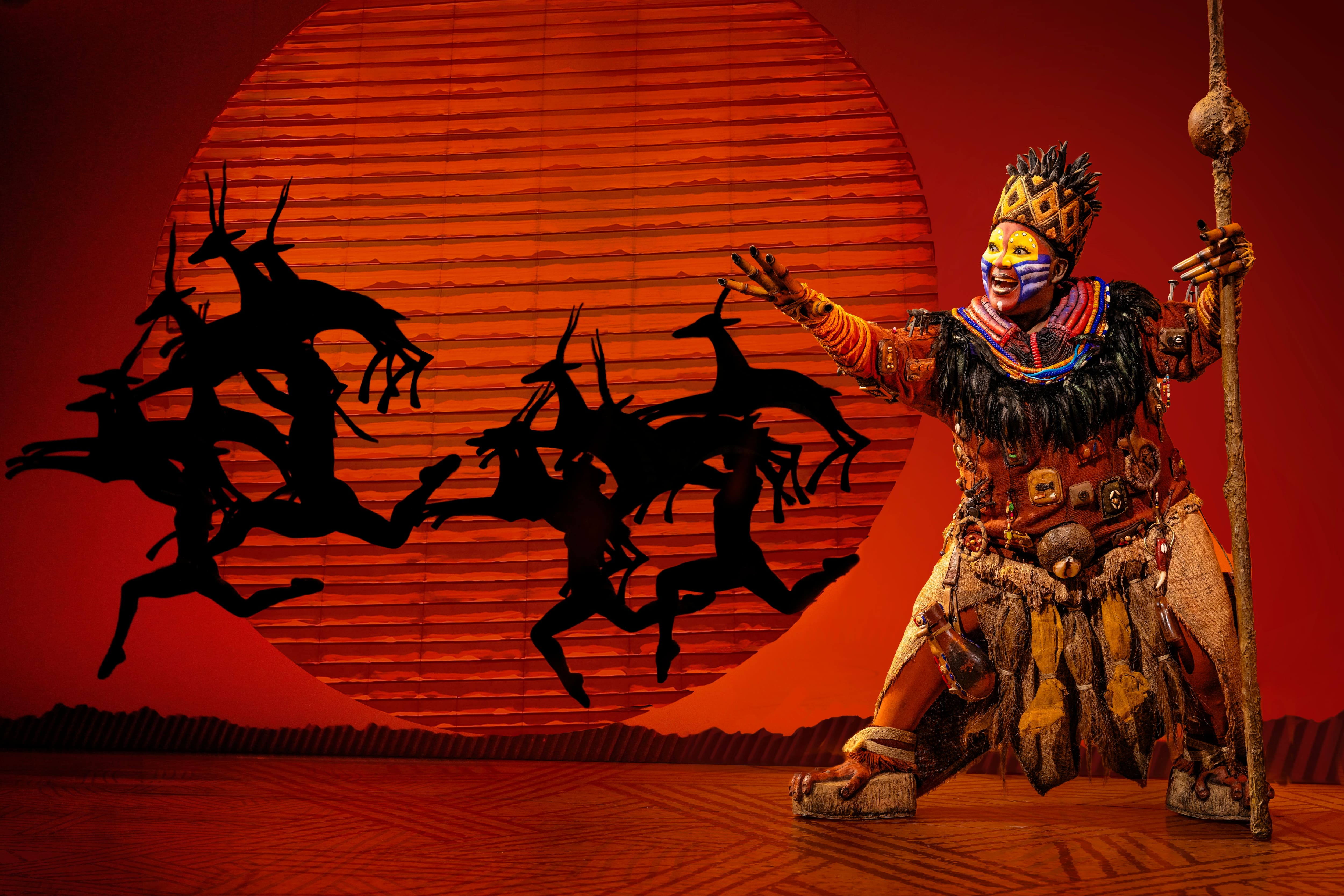 CRITIQUE | «The Lion King»: une comédie musicale inventive, colorée et spectaculaire