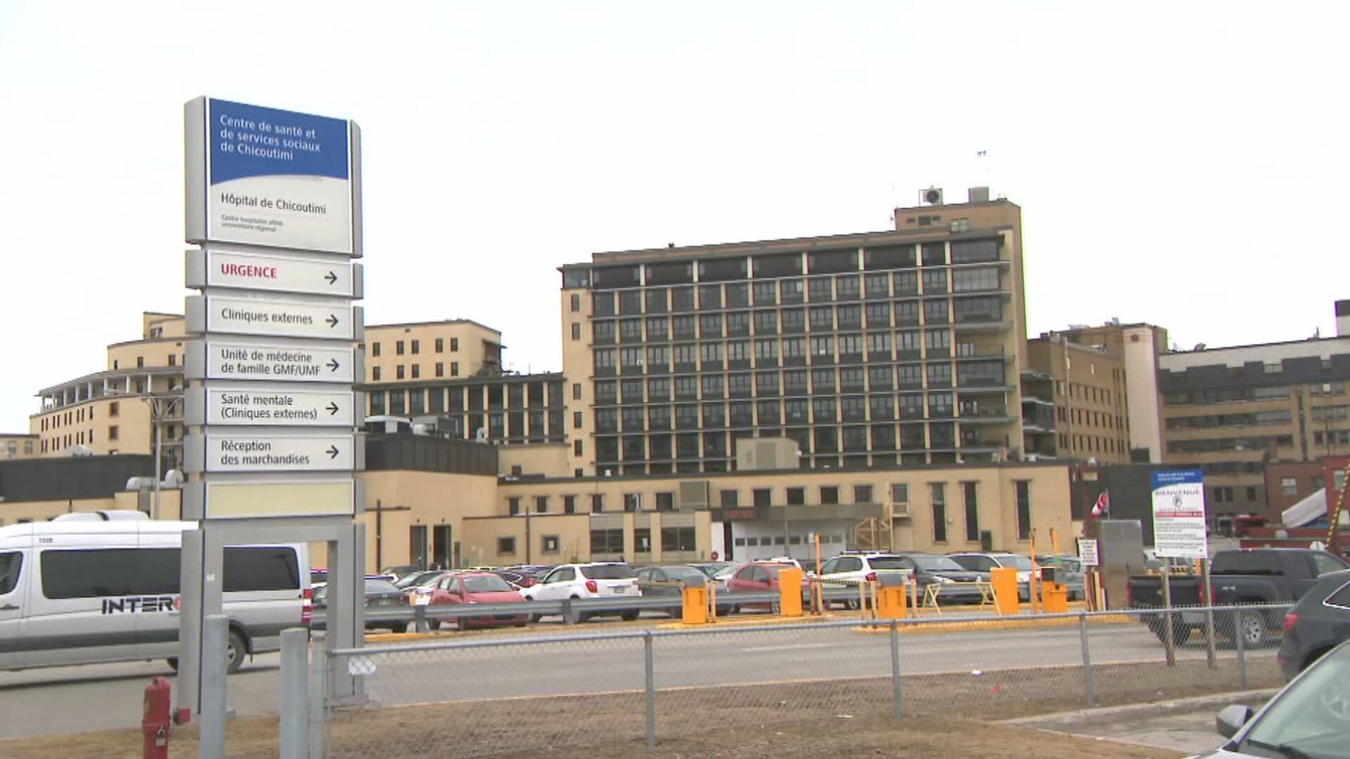 Hausse des cas au Saguenay, qui reste en zone orange | TVA Nouvelles