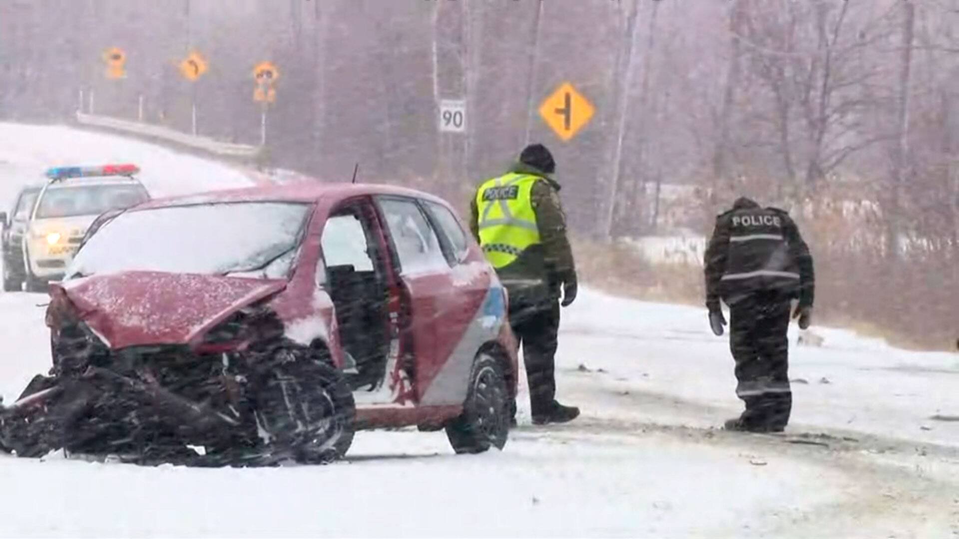 Un mort et deux bless&eacute;s dans une collision en Estrie