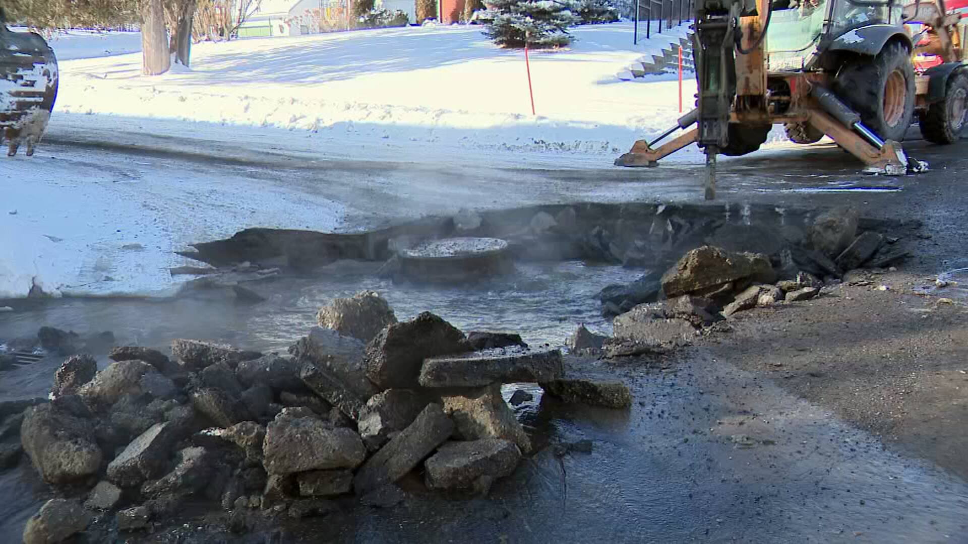 Deux bris d'aqueduc coup sur coup &agrave; Coaticook