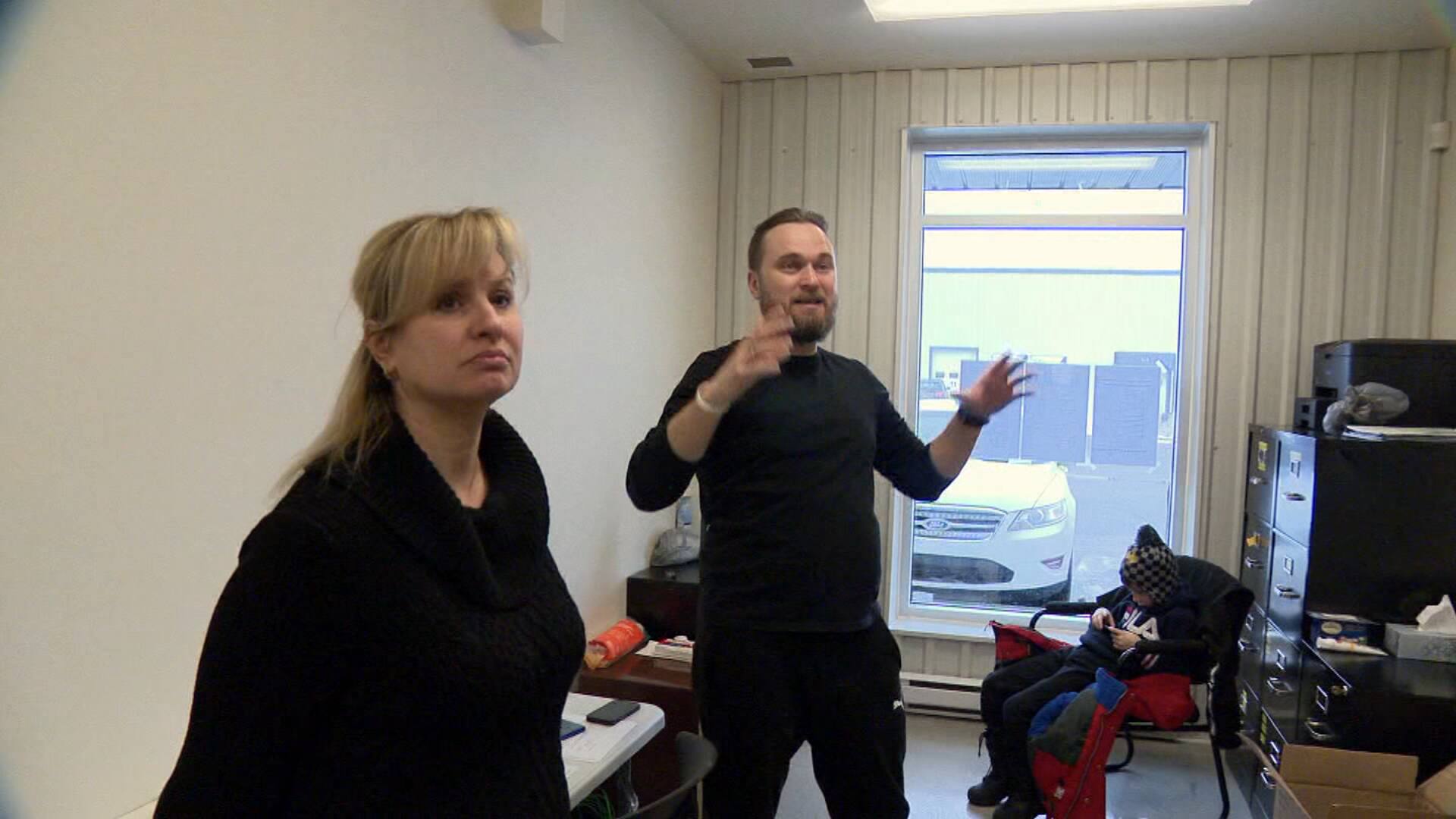 À Drummondville un couple d’origine ukrainienne se mobilise TVA Nouvelles