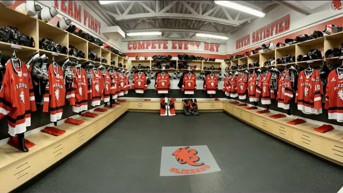 English in school hockey: The language police could come to private schools’ locker rooms English in school hockey: The language police could come to private schools’ locker rooms