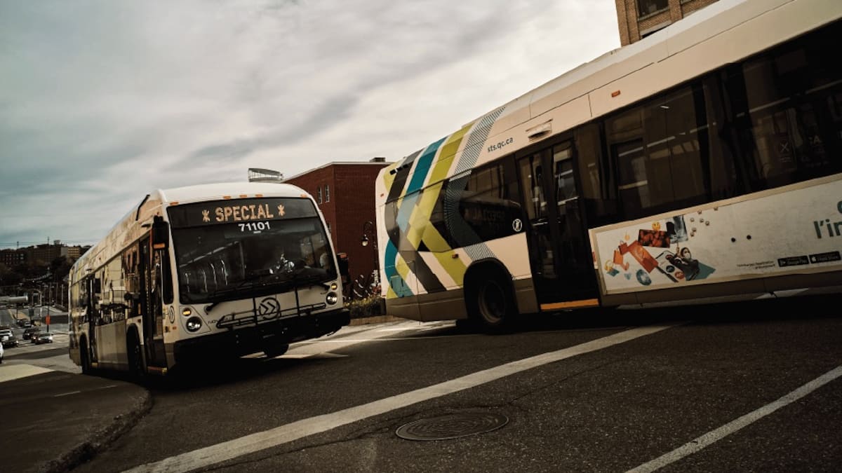 Les chauffeurs d’autobus de Sherbrooke vont de l'avant avec la grève